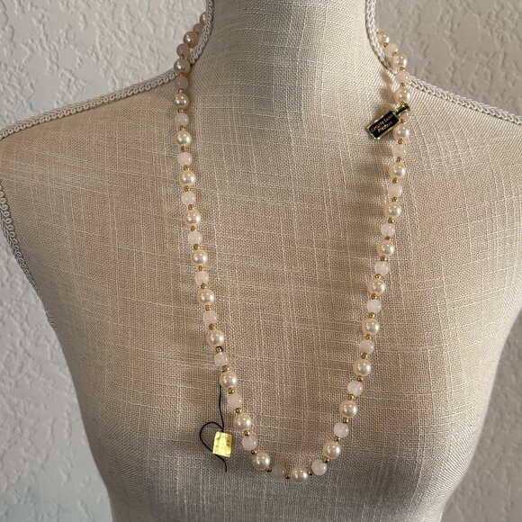 Milky Quartz and Synthetic Pearl Necklace - Picture 8 of 10